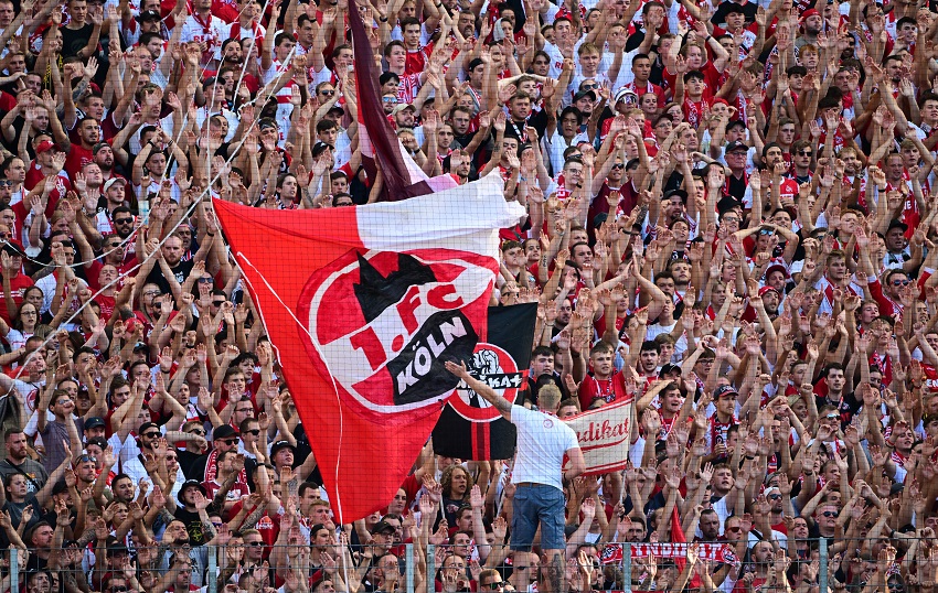 1. fc koeln fans zuschauer