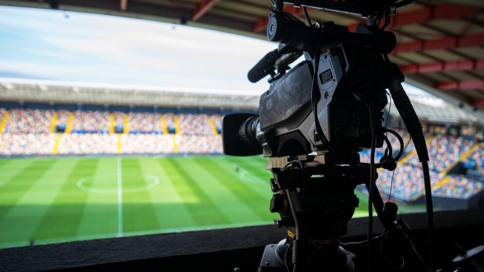 Wer zeigt / überträgt Mainz 05 bei Universitatea Craiova heute?